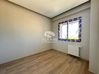 ALYANS'TAN TEK BLOK FULL JENERATÖRLÜ OTOPARKLI GENİŞ 3+1
