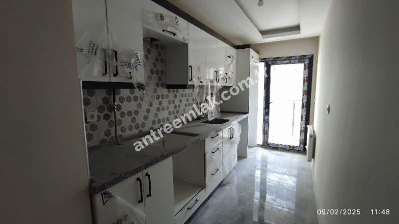 Antre Emlak'tan Satılık Gülyaka Mahallesinde 4+1, Ebeveyn Banyolu Doğalgazlı Asansörlü Otoparklı Sıfır Dubleks Daire