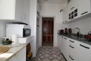 ASLAN'DAN MEZİTLİDE SİTE İÇİ,FERAH CEPHELİ,BAĞIMSIZ MUTFAKLI 2+1