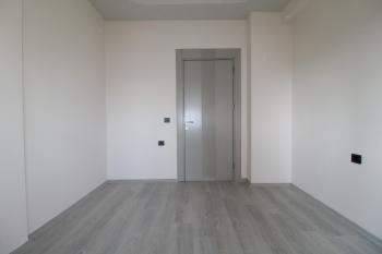 ASLAN'DAN MEZİTLİDE BAĞIMSIZ MUTFAKLI, GENİŞ METRAJLI, SIFIR 2+1