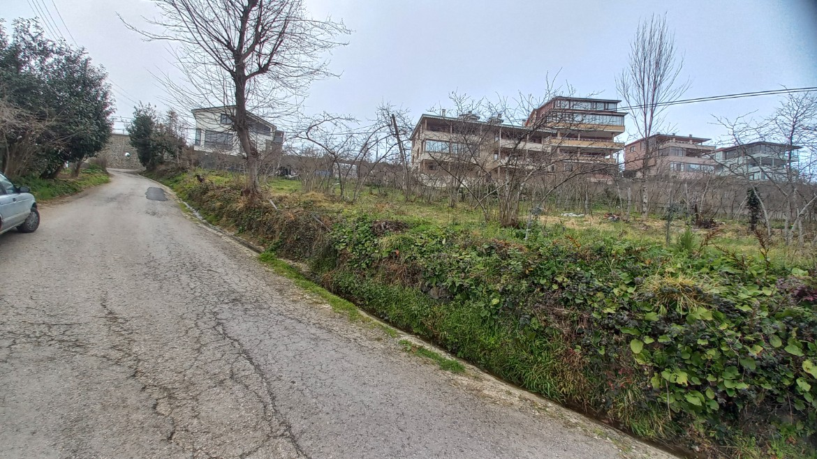 BEŞİKDÜZÜ CUMHURİYET SATILIK 115 M2 ARSA