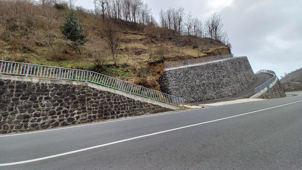 BEŞİKDÜZÜ VARDALLI'DA SATILIK 2.759 M2 ARAZİ