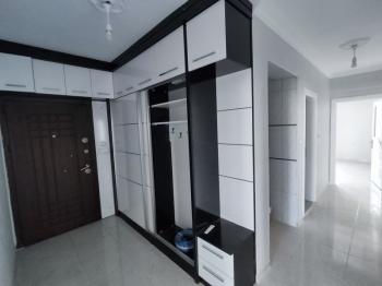 GÖNEN’DE ÖZEL TASARIMLI, GENİŞ 3+1 DAİRE