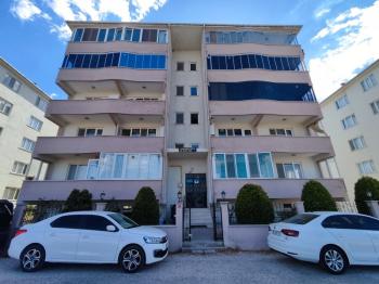 GÖNEN’DE ÖZEL TASARIMLI, GENİŞ 3+1 DAİRE