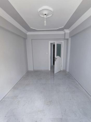 GÖNEN’DE ÖZEL TASARIMLI, GENİŞ 3+1 DAİRE