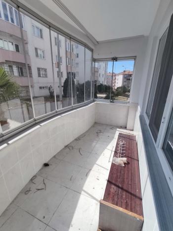 GÖNEN’DE ÖZEL TASARIMLI, GENİŞ 3+1 DAİRE