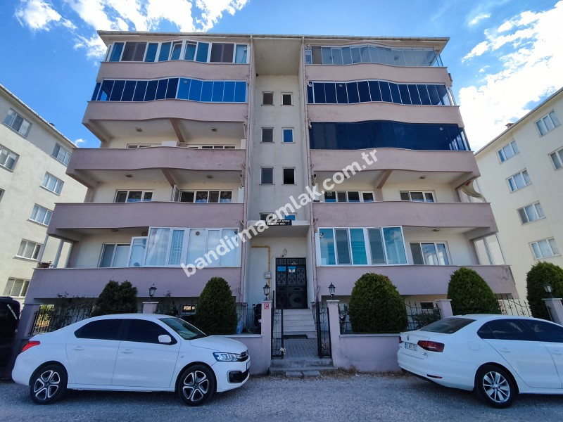 GÖNEN’DE ÖZEL TASARIMLI, GENİŞ 3+1 DAİRE