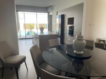 Lefkoşa Batıkent Bölgesinde Satılık 3+1 Havuzlu Lüks Villa