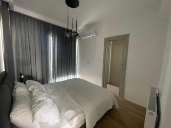 Lefkoşa Batıkent Bölgesinde Satılık 3+1 Havuzlu Lüks Villa