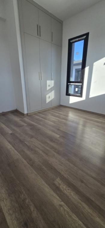 Lefkoşa Yenikent Bölgesinde Hemen Teslim Satılık 3+1 Köşe Villa 