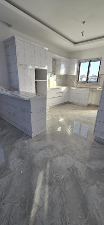 Lefkoşa Yenikent Bölgesinde Hemen Teslim Satılık 3+1 Köşe Villa 
