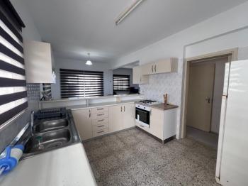 Lefkoşa Yenikent Bölgesinde Full Eşyalı 3+1 Kiralık Daire