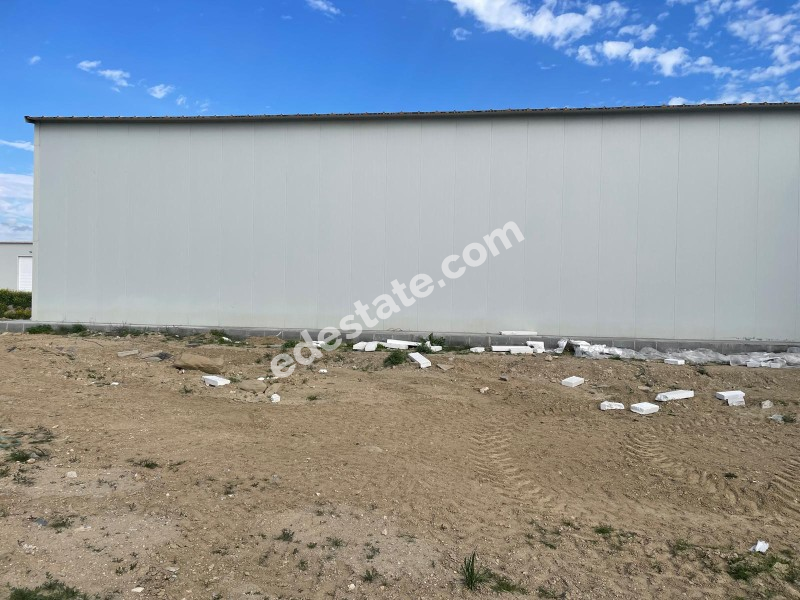 Lefkoşa Haspolat Sanayi Bölgesinde Sıfır Kiralık Depo 