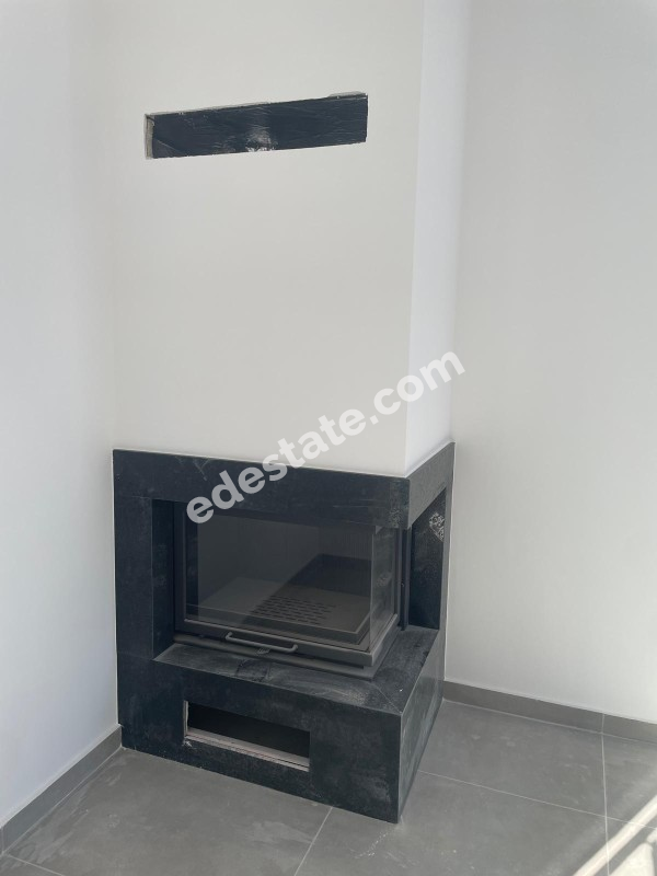 Lefkoşa Batıkent Bölgesinde Satılık 3+1 Havuzlu Lüks Villa