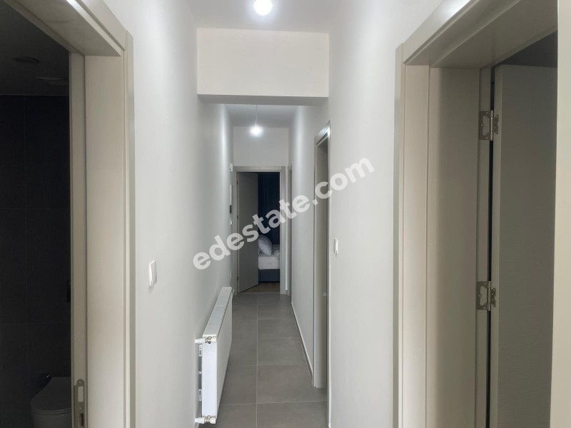 Lefkoşa Batıkent Bölgesinde Satılık 3+1 Havuzlu Lüks Villa