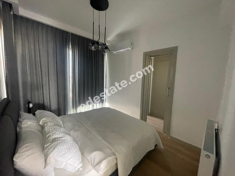 Lefkoşa Batıkent Bölgesinde Satılık 3+1 Havuzlu Lüks Villa