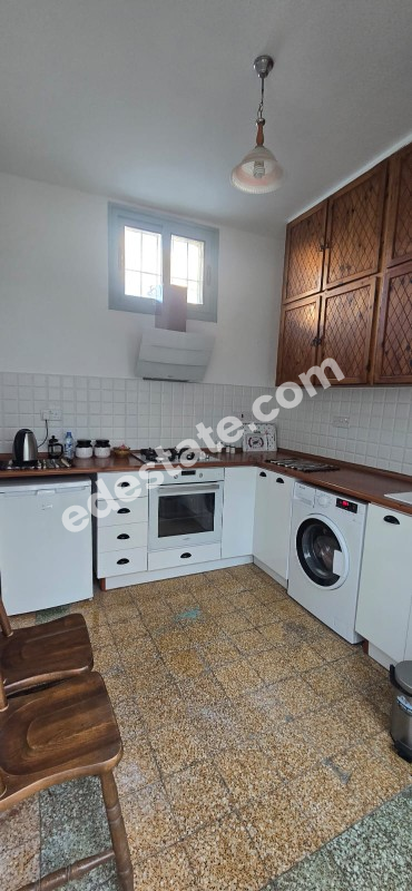 Lefkoşa Surlariçi Bölgesinde Günlük Kiralık 3+1 Müstakil Ev
