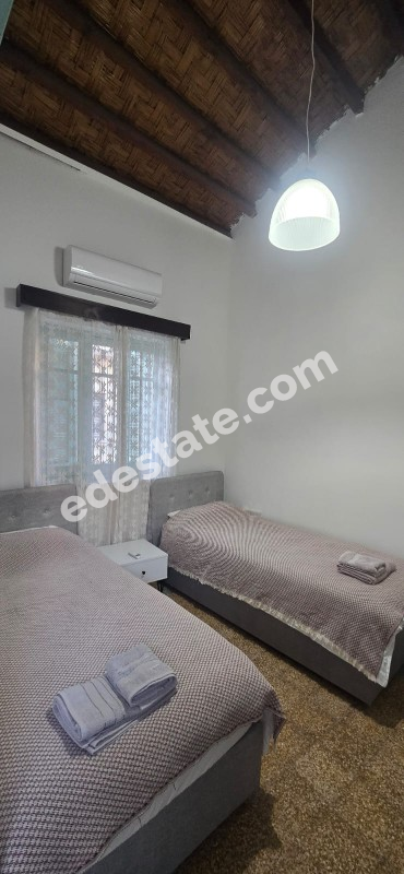 Lefkoşa Surlariçi Bölgesinde Günlük Kiralık 3+1 Müstakil Ev