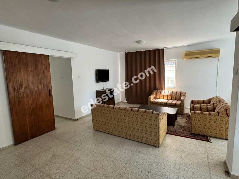 Mağusa Gülseren Bölgesinde Full Eşyalı Kiralık 3+1 Daire