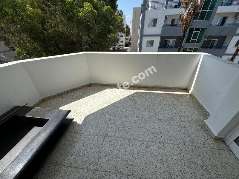 Mağusa Gülseren Bölgesinde Full Eşyalı Kiralık 3+1 Daire