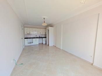 Didim Yeni Mahalle'de Geniş Balkonlu 1+1 Satılık Daire