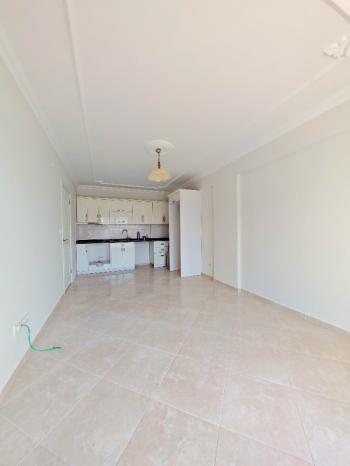 Didim Yeni Mahalle'de Geniş Balkonlu 1+1 Satılık Daire