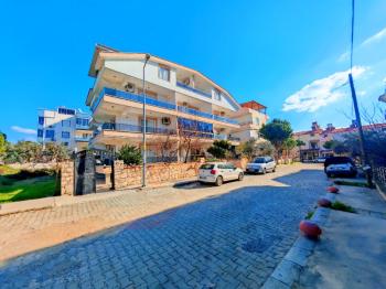 Didim Yeni Mahalle'de Geniş Balkonlu 1+1 Satılık Daire
