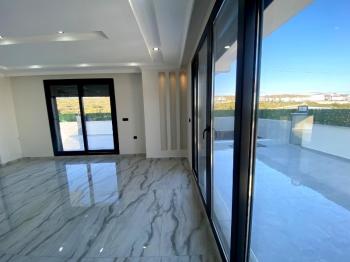 Didim'de Satılık Tam Müstakil Villa