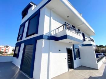 Didim'de Ful Eşyalı Satılık Villa