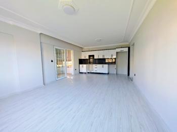 Cumhuriyet İlkokuluna Yakın Satılık Daire