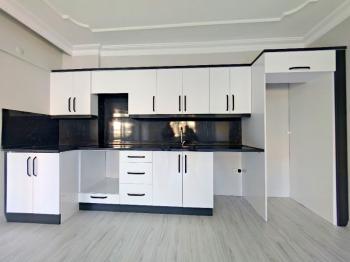 Cumhuriyet İlkokuluna Yakın Satılık Daire