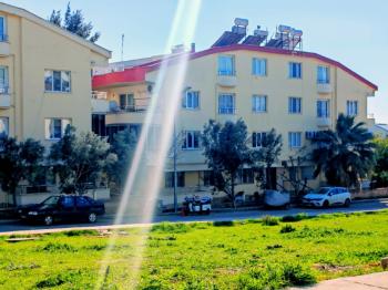 Cumhuriyet İlkokuluna Yakın Satılık Daire