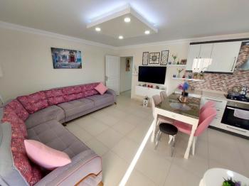 Didim'de Site İçinde Deniz Manzaralı Yazlık