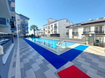 Didim'de Site İçinde Deniz Manzaralı Yazlık