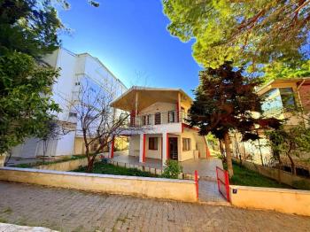 Didim Denizli Öğretmenler Sitesinde Satılık Yazlık