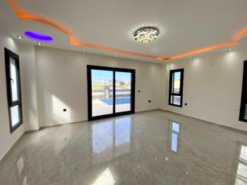 Didim'de Satılık 5+1 Ayrı Mutfaklı Villa