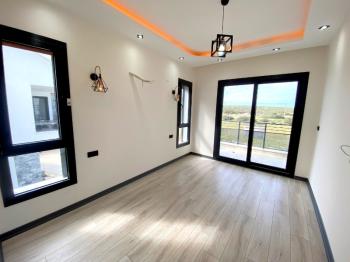 Didim'de Satılık 5+1 Ayrı Mutfaklı Villa