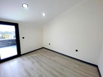 Didim'de Satılık 5+1 Ayrı Mutfaklı Villa