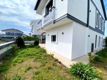 Didim'de Satılık 5+1 Ayrı Mutfaklı Villa