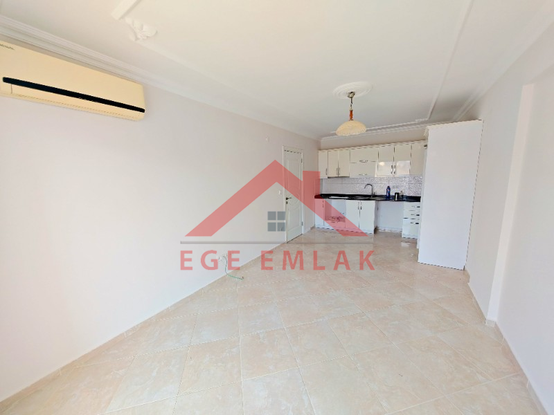 Didim Yeni Mahalle'de Geniş Balkonlu 1+1 Satılık Daire