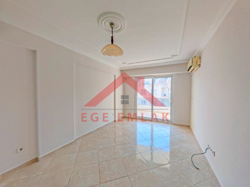 Didim Yeni Mahalle'de Geniş Balkonlu 1+1 Satılık Daire