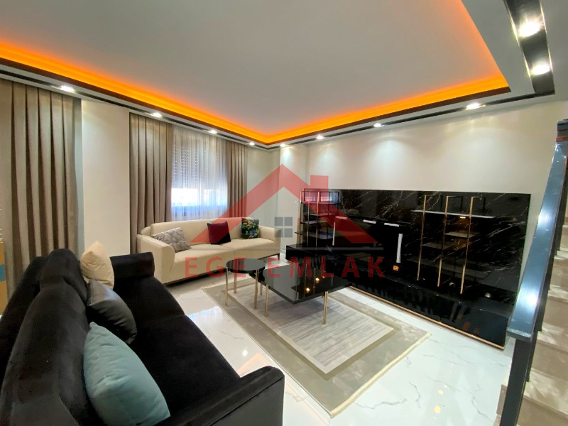 Didim'de Ful Eşyalı Satılık Villa