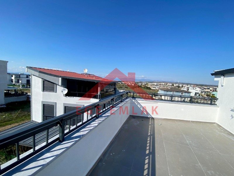 Didim'de Ful Eşyalı Satılık Villa