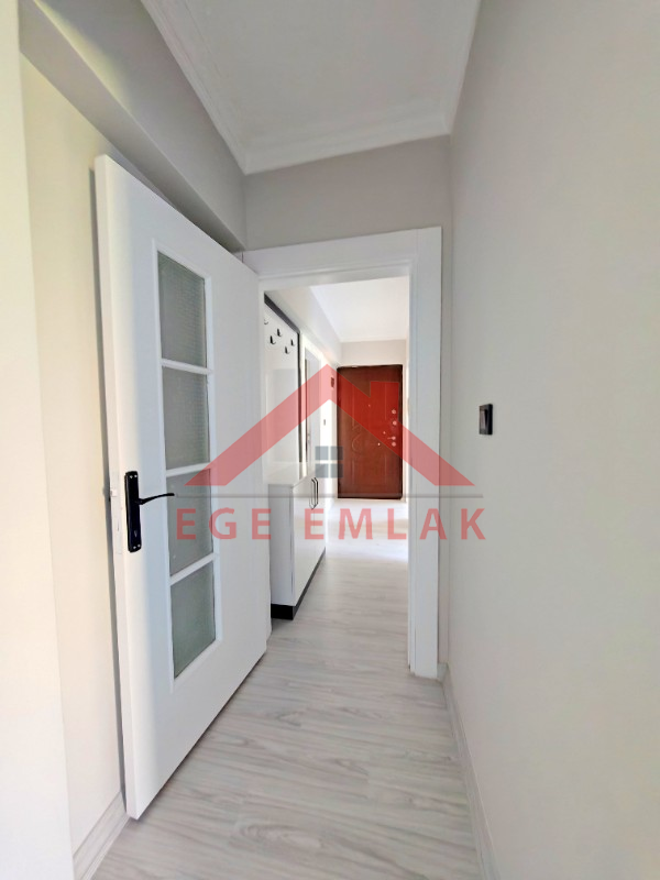 Cumhuriyet İlkokuluna Yakın Satılık Daire