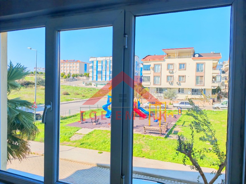 Cumhuriyet İlkokuluna Yakın Satılık Daire