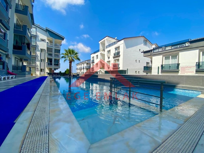 Didim'de Site İçinde Deniz Manzaralı Yazlık