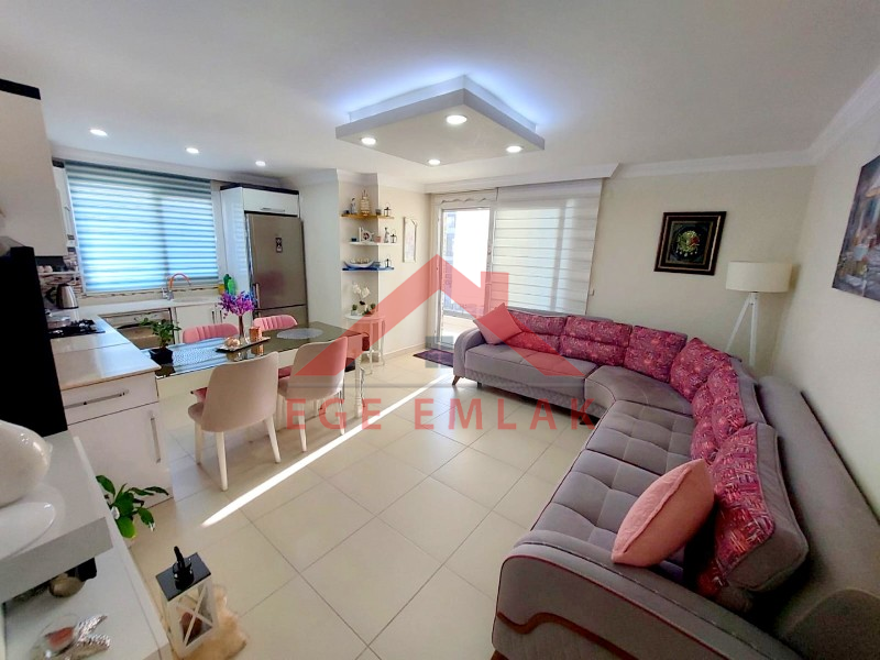 Didim'de Site İçinde Deniz Manzaralı Yazlık