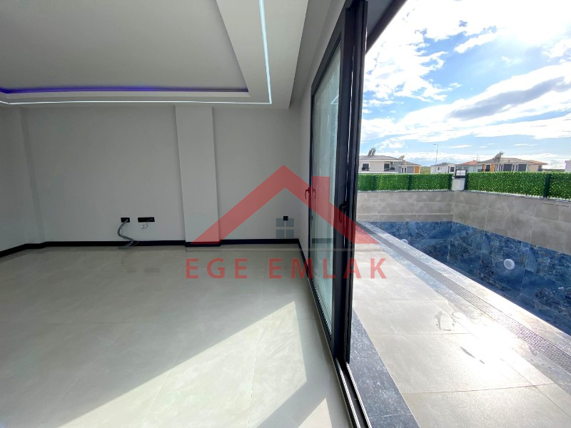 Didim'de Satılık Sıfır Villa