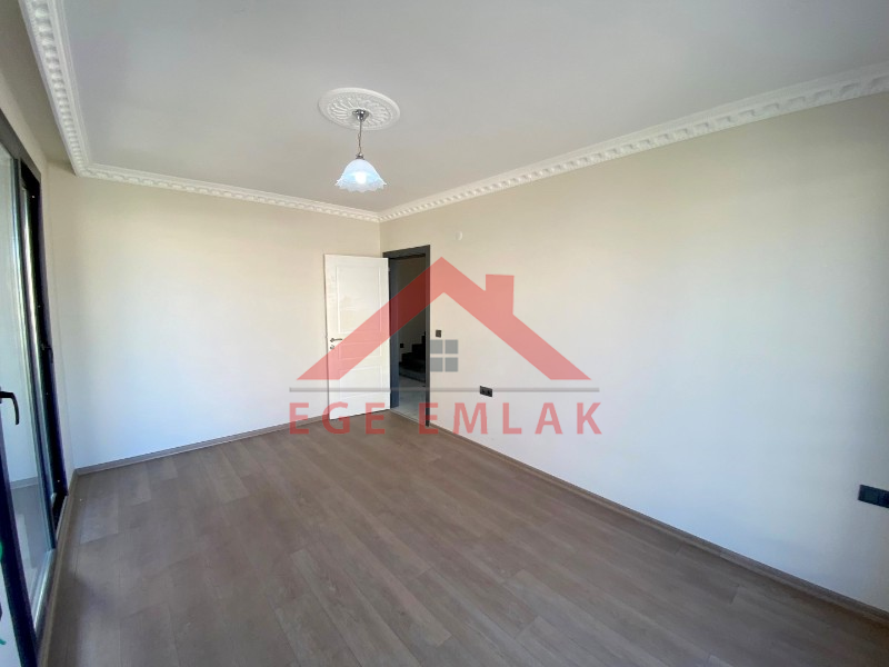 Didim'de Denize 200 Metre Mesafede Satılık Villa