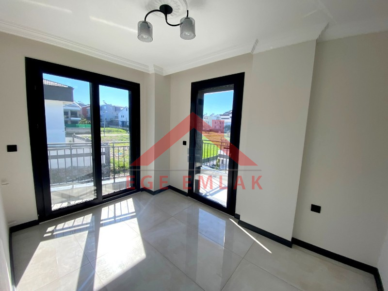 Didim'de Site İçersinde Satılık Villa